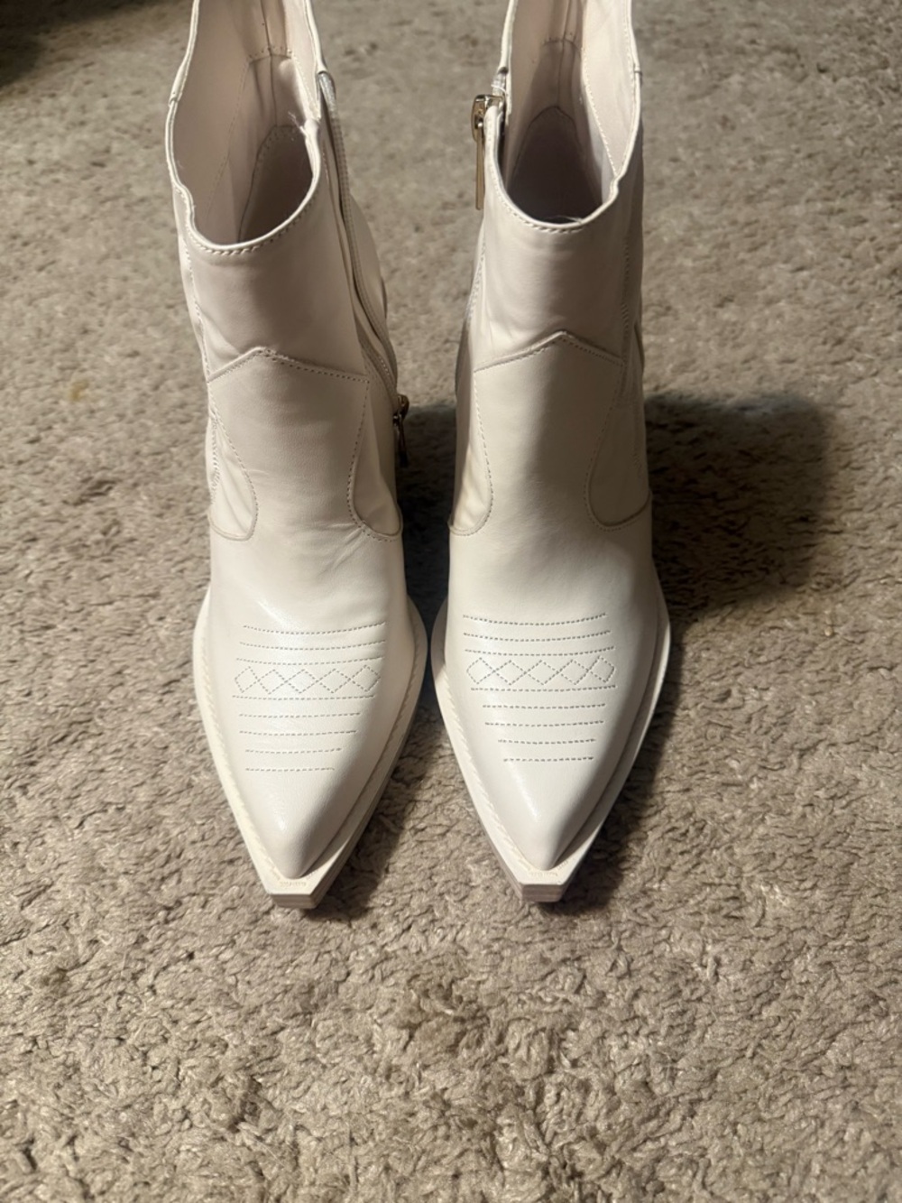 Jessica Simpson White Pointed Toe Western Ankle Boots